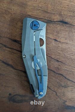 Spyderco Drunken Premium Frame-Lock Folding Knife, S90V Steel BRAND NEW