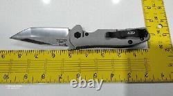 Couteau pliant Discontinued Zero Tolerance ZT 0620CF Emerson CF/Ti avec lame en CTS-204P