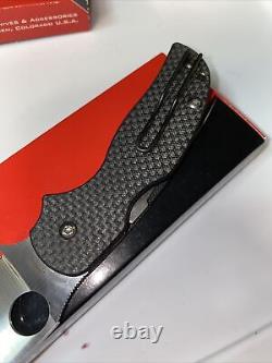 Couteau pliant Spyderco Sage 5 C123CFPCL avec lame en acier S30V, bord lisse, fibre de carbone / G10.