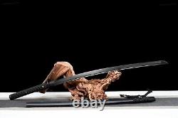 Épée de samouraï japonaise en acier plié noir fait main, lame tranchante pleine soie