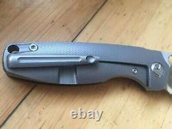 Twosun Carbon Fibre Titanium Front Flipper Pocket Knife Pliant Ts129-cf