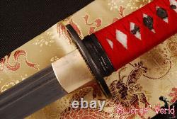 Une épée de samouraï japonaise Unokubitsukuri Bo-hi en acier au carbone plié